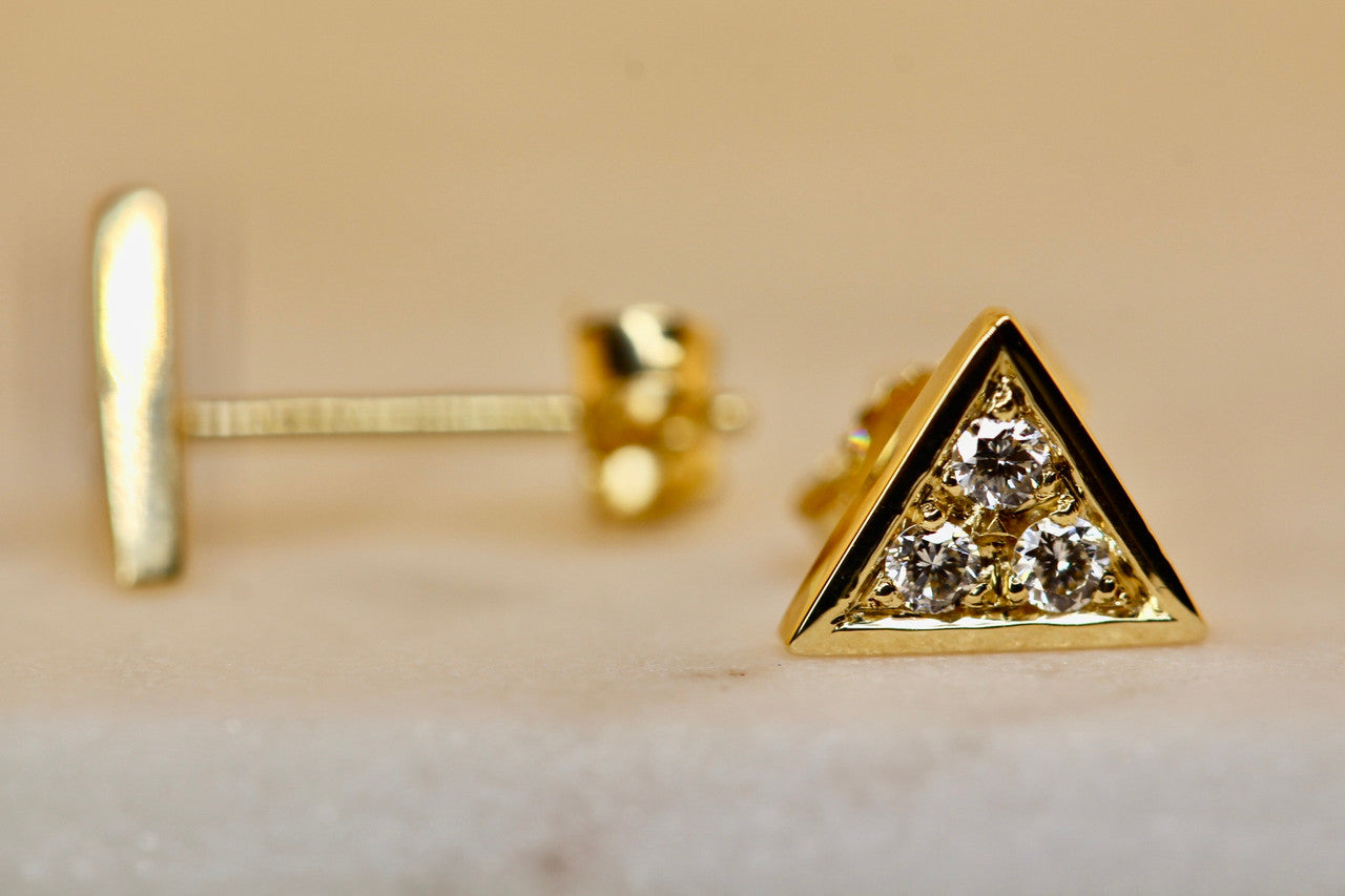 14K Diamond Triangle Stud Earring, Diamond Stud Earring Yellow Gold, 14K Yellow Gold Diamond Earring, Triangle Stud Earring