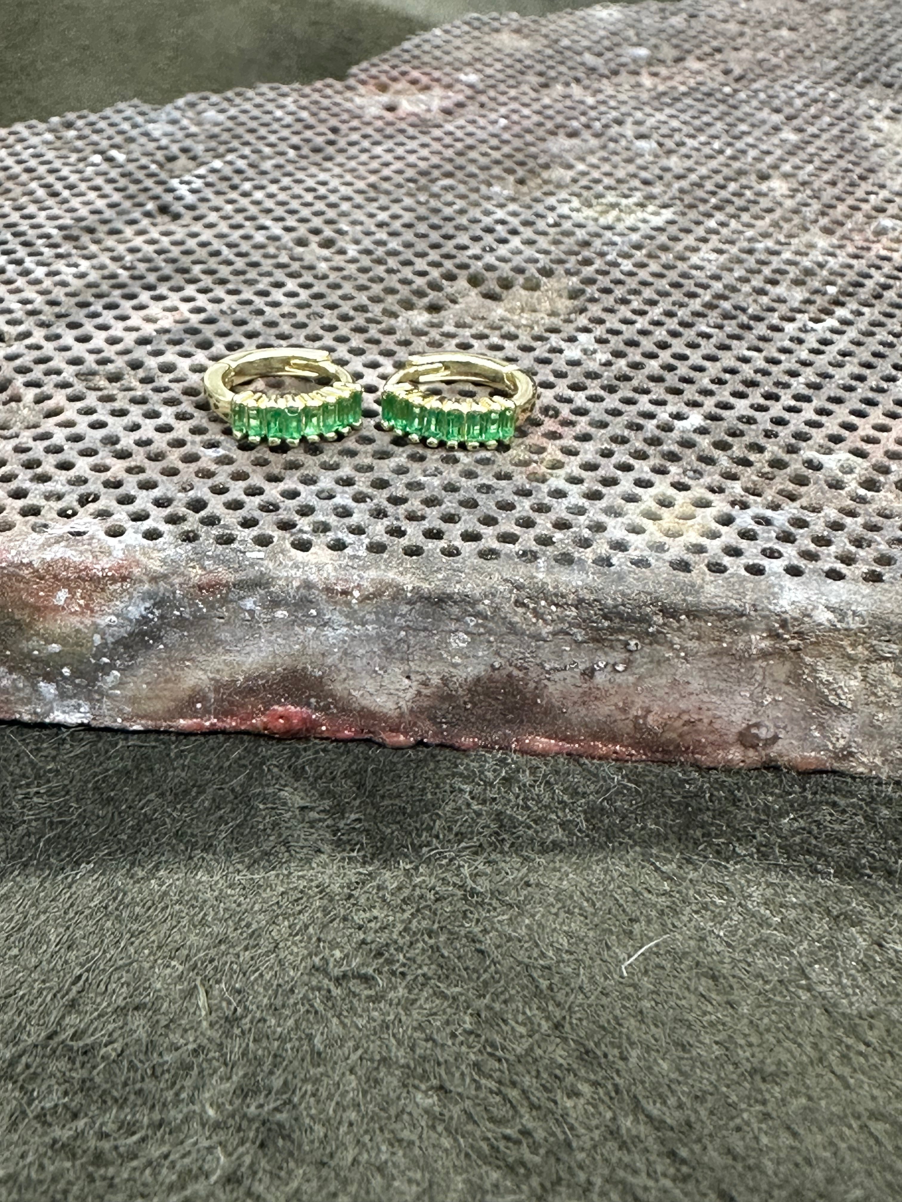 14K Yellow Gold Emerald Green Baguette Huggie Hoop Earrings – Small Gold Hoops for Women