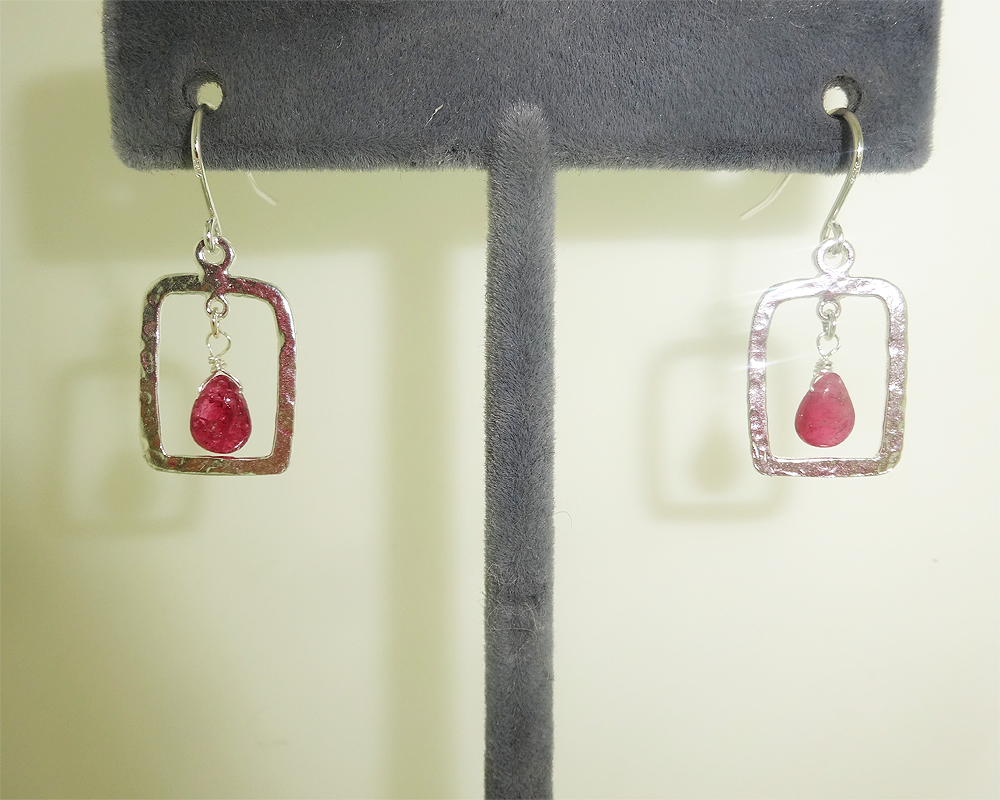 Sterling Silver Rectangle Hammered Pink Tourmaline Gemstone Drop Earring, Modern Hammered Drop earring, Pink tourmaline Gemstone Drop Earring Hand Made