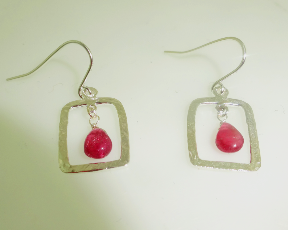 Sterling Silver Rectangle Hammered Pink Tourmaline Gemstone Drop Earring, Modern Hammered Drop earring, Pink tourmaline Gemstone Drop Earring Hand Made