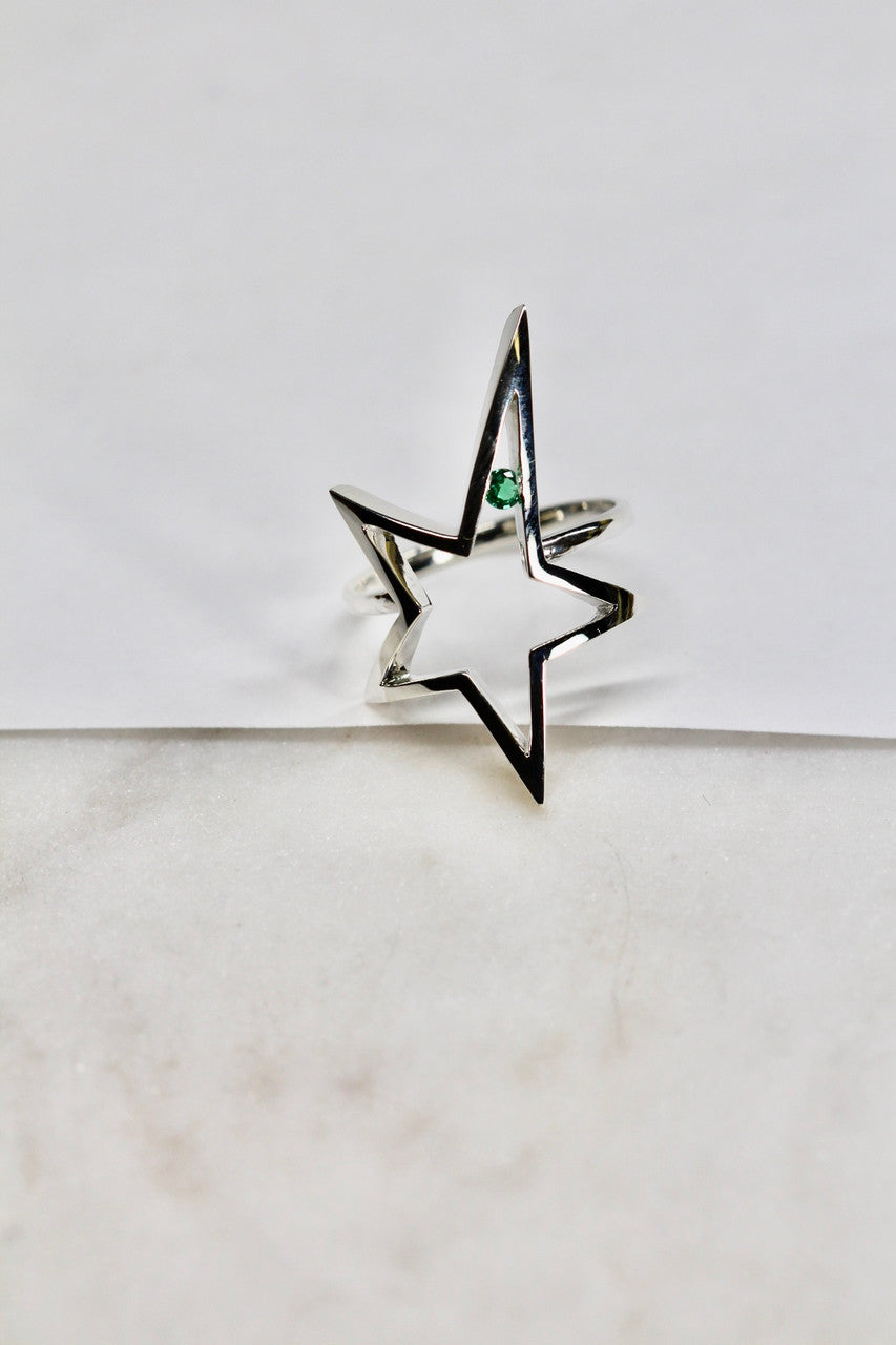 Gorgeous handmade star emerald sterling silver ring