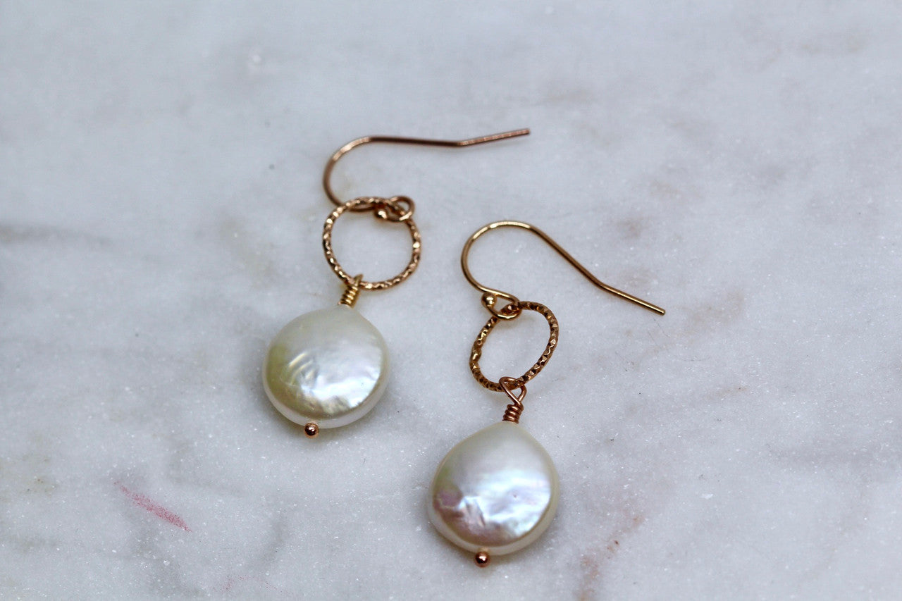 Gorgeous Pearl Gemstone Earring